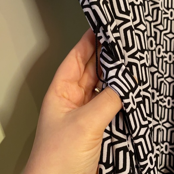 Laundry by Design Los Angeles Collared Dress - Picture 4 of 9